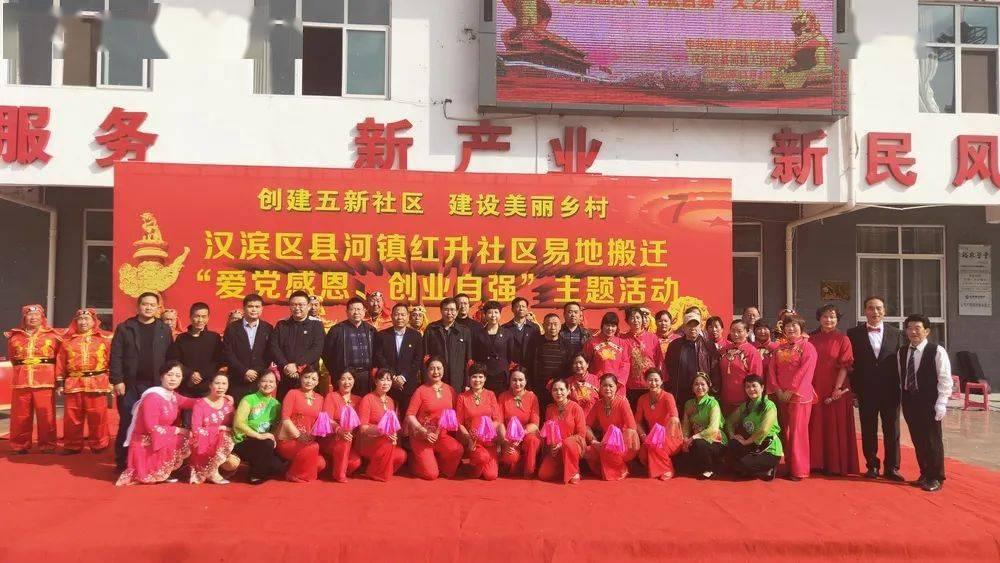 救援摄影师男孩